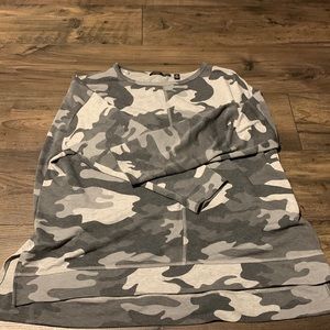 Grey pattern long sleeve shirt